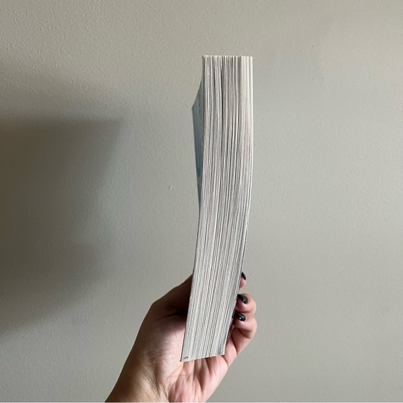 Book - Ugly Love by Colleen Hoover - Picture 2 of 4